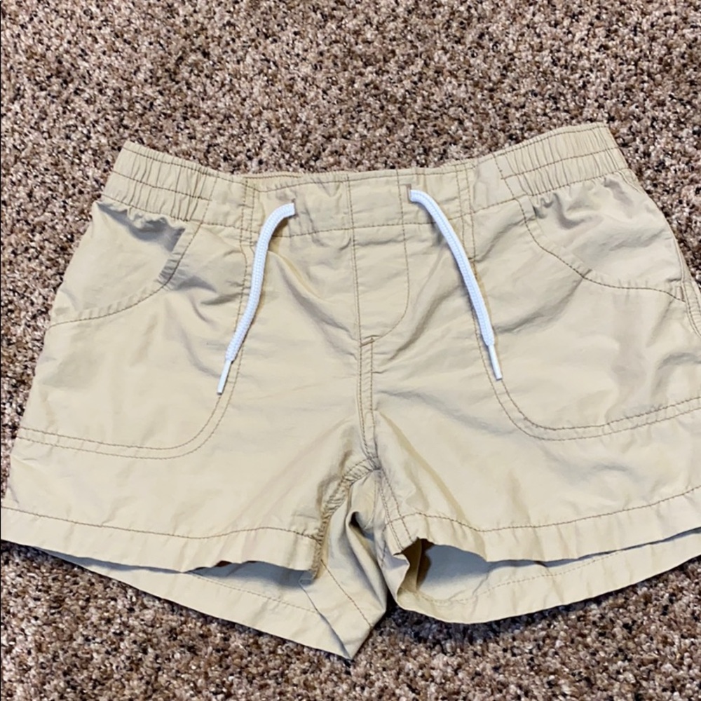 Old Navy Girls tan Elastic waist shorts like new L 10-12